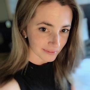 Meet your Posher, Caroline